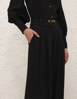 Wide-Leg Hose Belted