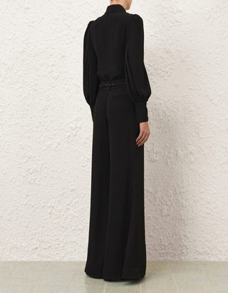Wide-Leg Hose Belted
