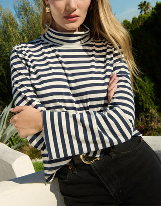 Gestreiftes Longsleeve Neo Mock mit Rollkragen