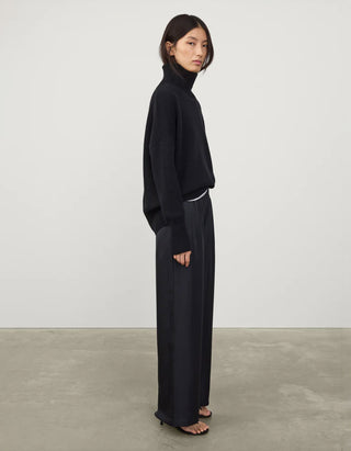 Wide-Leg Seiden-Hose