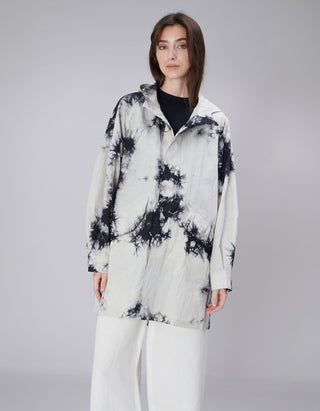 Oversize Nylon-Mantel mit Kapuze