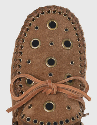 Veloursleder-Loafer Fitza mit Ösen- und Nietenverzierung