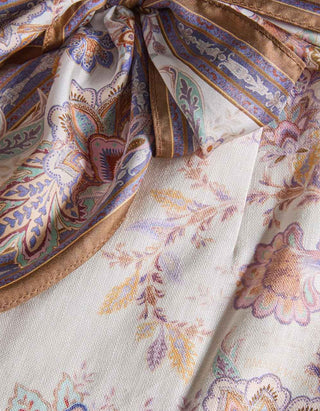 Leinen-Shorts Luna mit Seiden-Gürtel