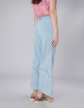 Flare-Leg Jeans Daylight mit Stickereien