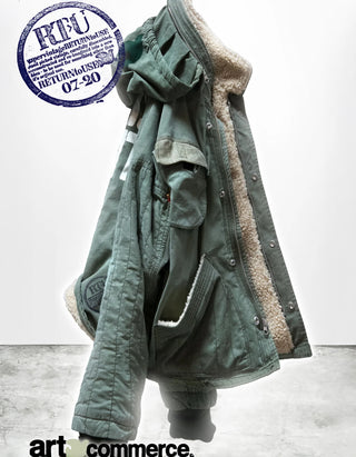 Bedruckte Army-Jacke Sherpa mit Fell-Futter