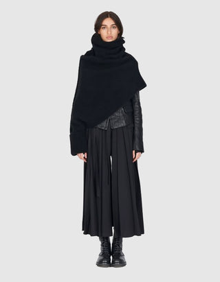 Asymmetrischer Woll-Mix Pullover