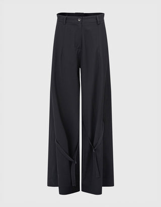 Wide-Leg Hose mit Riemen-Details