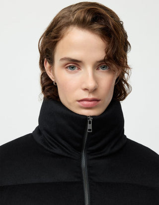 Oversize Daunen-Pufferjacke mit Kaschmir-Anteil