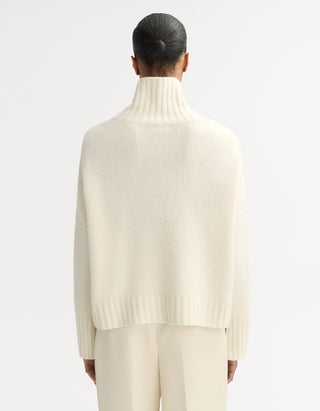 Kaschmir-Rollkragenpullover Girlfriend mit Ärmelschlitzen