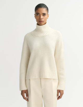 Kaschmir-Rollkragenpullover Girlfriend mit Ärmelschlitzen