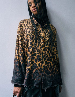 Oversize-Hemd Shredded Seam Drop Neck