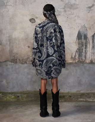 Oversize Shredded Seam Ruffle Paisley