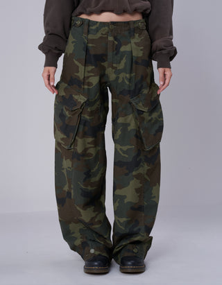 Barrel-Cargohose Jeans mit Camouflage-Musterung