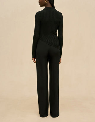 Asymmetrisches Feinstrick-Pullover Mattea mit Kragen