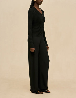 Asymmetrisches Feinstrick-Pullover Mattea mit Kragen