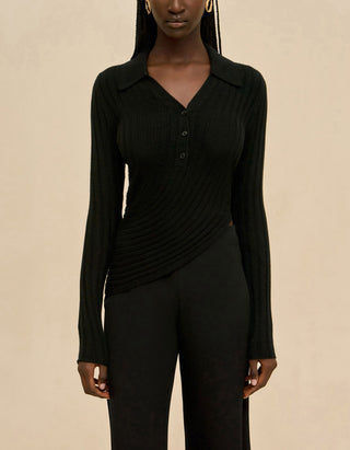 Asymmetrisches Feinstrick-Pullover Mattea mit Kragen