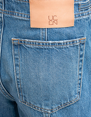 Flare-Leg Jeans The Delphine mit Metall-Verzierungen