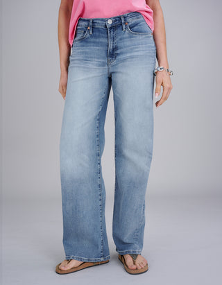 Washed-Out Baggy-Jeans Shirley