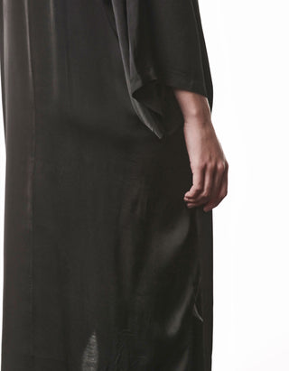 Oversize Kaftan-Kleid mit Bindegürtel