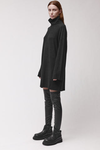 Oversize Fleece-Kleid mit Stehkragen