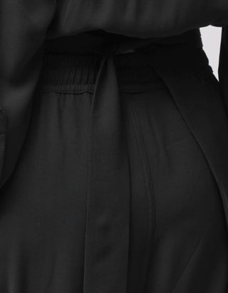Wickelbluse mit Bindedetail