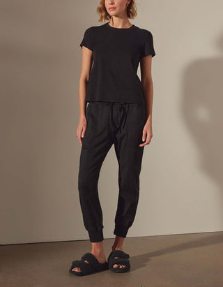 Cropped Hose Mixed Media mit elastischem Bund