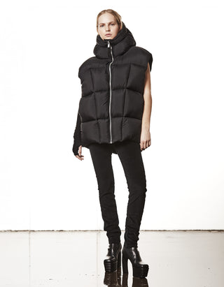 Oversize Puffer-Weste mit Kapuze