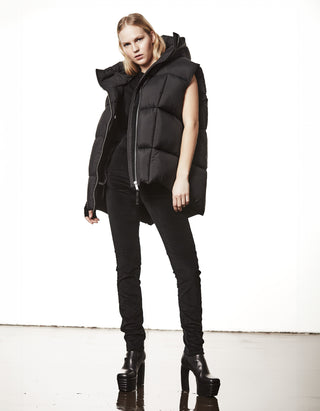 Oversize Puffer-Weste mit Kapuze