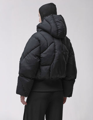 Wattierte Steppjacke mit Kapuze