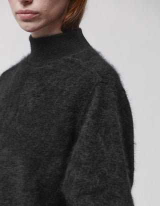 Fuzzy Kaschmir-Pullover mit Stehkragen