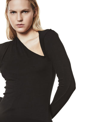 Longsleeve mit asymmetrischem Ausschnitt
