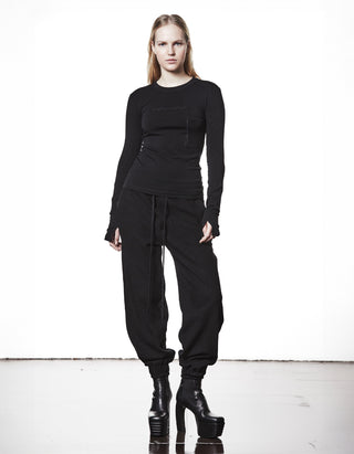 Longsleeve mit besticktem Wording und Faden-Detail