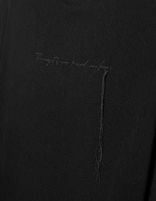 Oversize Longsleeve mit besticktem Wording und Faden-Detail