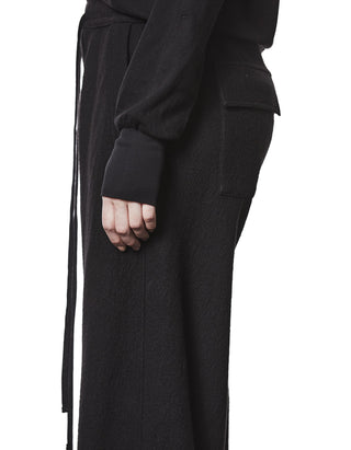 Oversize Longsleeve mit besticktem Wording und Faden-Detail