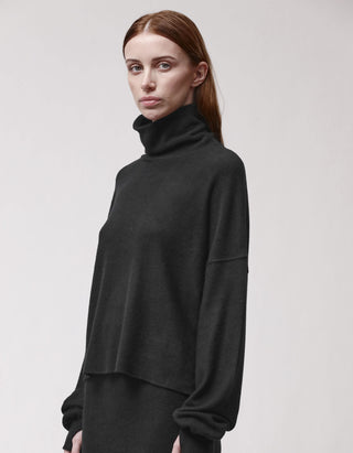 Oversize Fleece-Rollkragenpullover