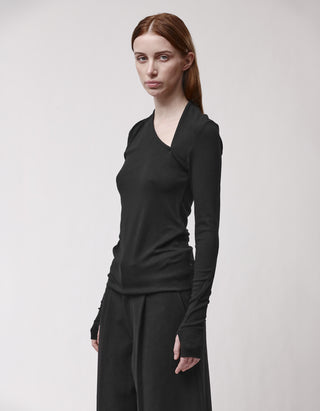 Longsleeve mit asymmetrischem Ausschnitt