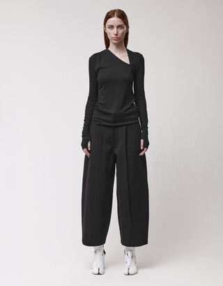 Longsleeve mit asymmetrischem Ausschnitt