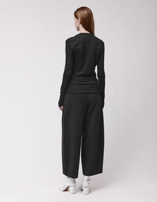 Longsleeve mit asymmetrischem Ausschnitt
