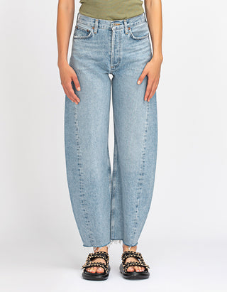 High Waist Barrel-Leg Jeans