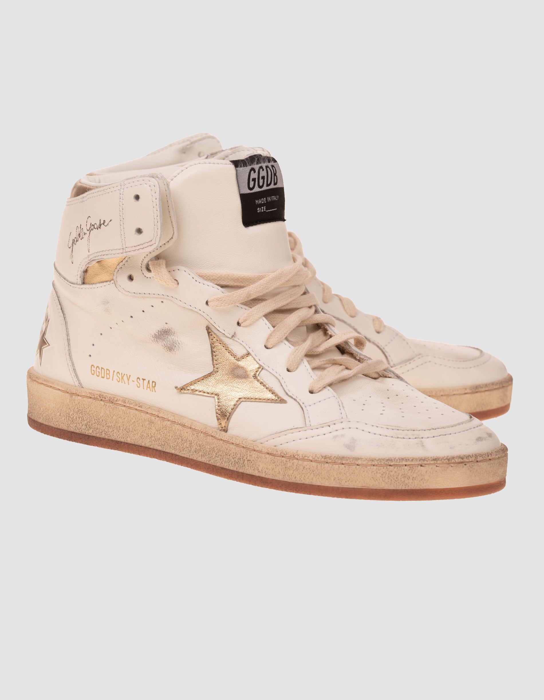 GOLDEN GOOSE